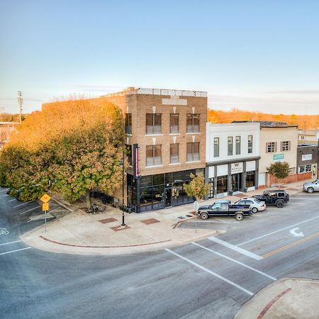 Deluxe Studio In Historic Downtown Building! Bartlesville Exterior foto